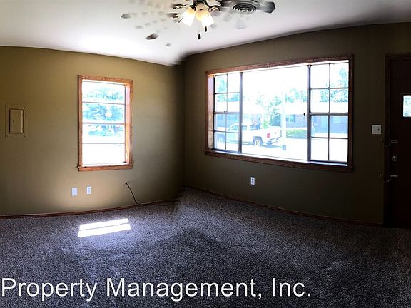 2nd image of 1320 Cherry Lea Ln