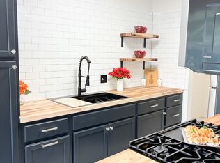 201 Grove Pl APT 6, San Antonio, TX 78209