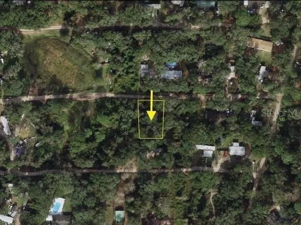 20745 SE 156th Pl, Umatilla, FL 32784