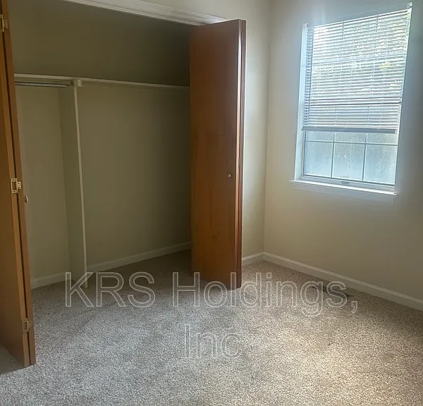 1181 Rosedale Dr — Photo 8