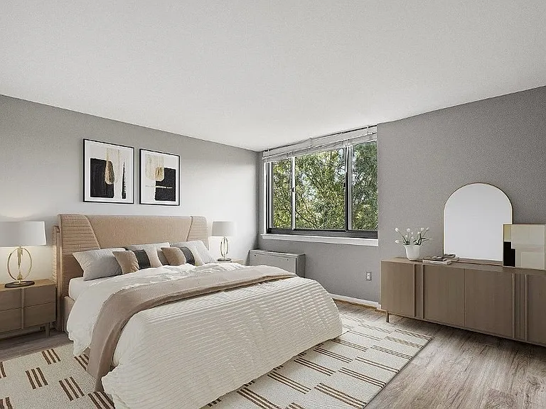 Second spacious bedroom
