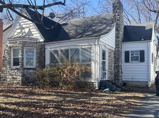 1821 S Florence Ave, Springfield, MO 65807