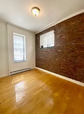 Rented by Brighton Management | media 9