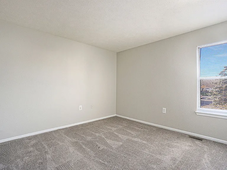 The Vista Apartments and Townhomes — Photo 24