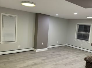 2209 N 1st Ave, Whitehall, PA 18052