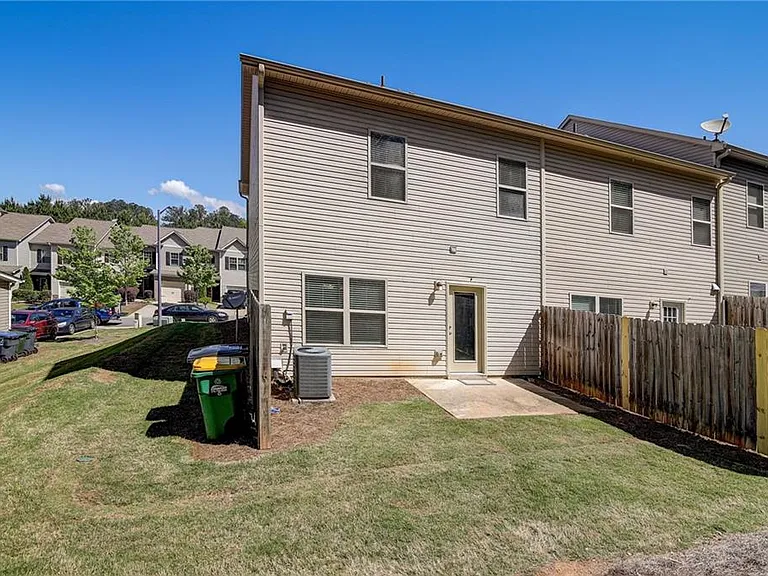 544 Oakside Pl — Photo 22