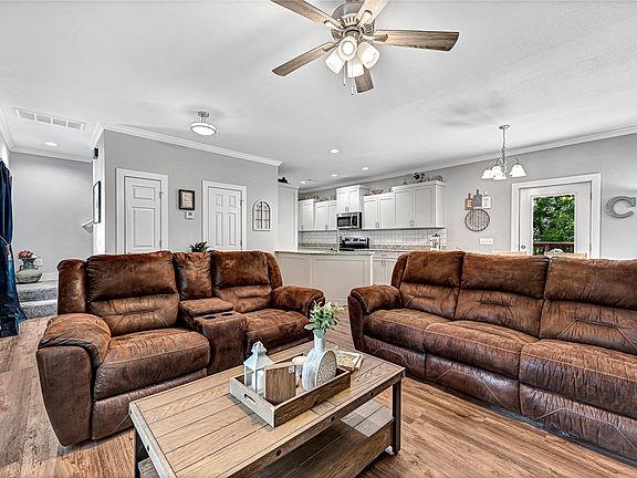 4th image of 43 Allendale Dr