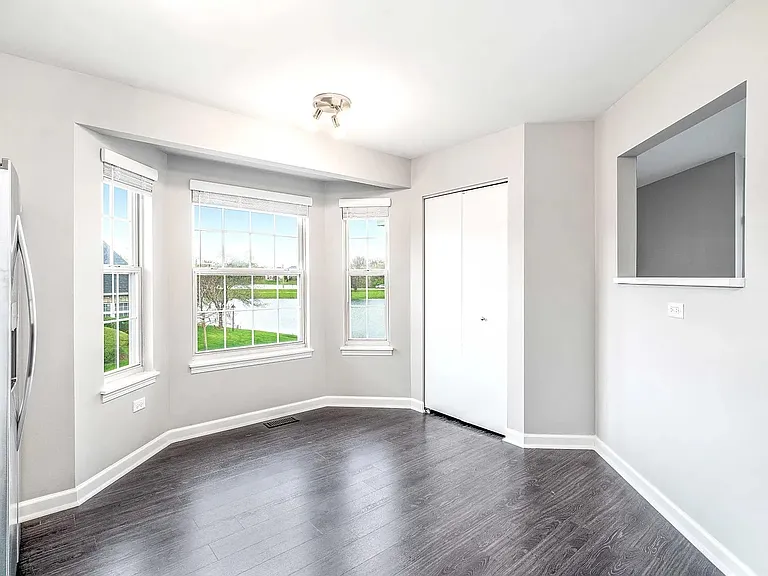 13843 Cambridge Cir — Photo 4