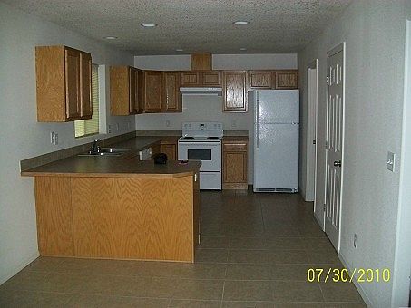 2nd image of 3521 Sage Rd