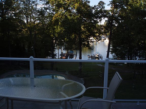 Deck View