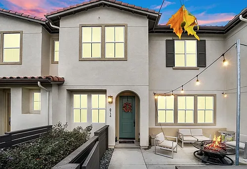 8714 Aruba Ln Photo 1