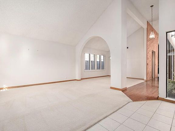 4th image of 510 Broughton Ln