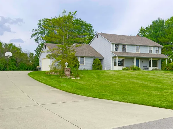 12520 Crabapple Pl, Fort Wayne, IN 46814