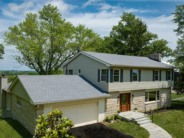 7713 Old Richmond Rd, Lexington, KY 40515