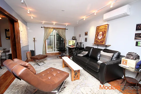 Rented by Modern Spaces | media 5