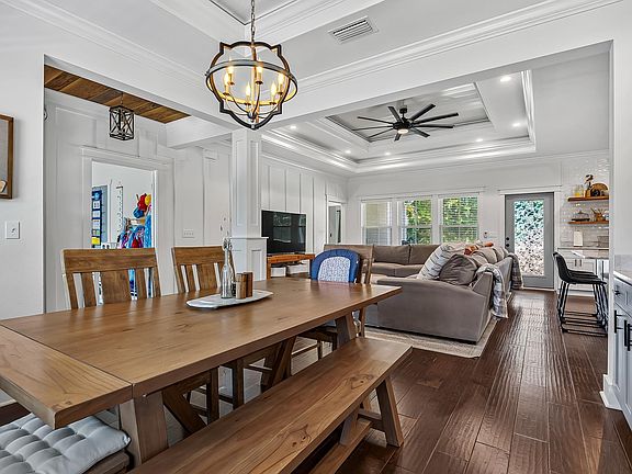 5th image of 19 Mallard Pond Cir