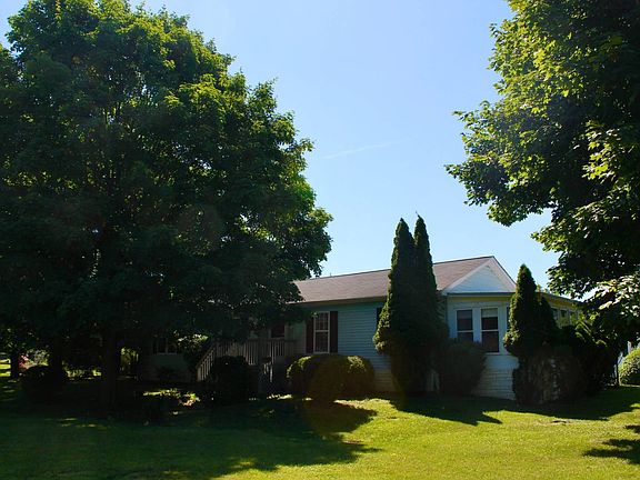 2nd image of 108 N Mountainview Dr