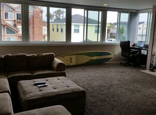 207 41st St APT B, Newport Beach, CA 92663
