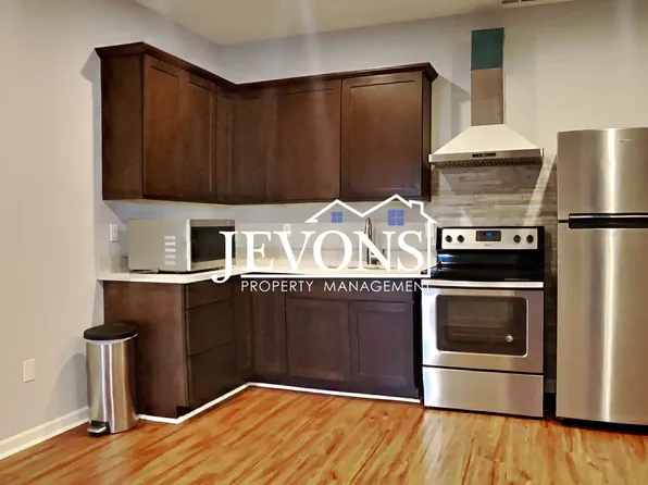 3023 NW 69th St #Adu, Seattle, WA 98117