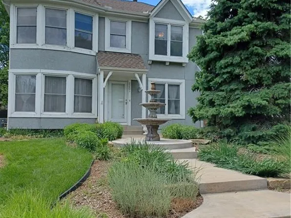 2201 S Central St, Olathe, KS 66062
