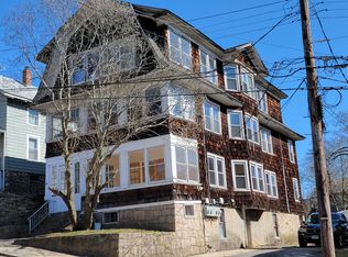 15 Bragaw St, New London, CT 06320