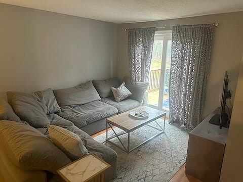 5th image of 31 Dutton Place Way #31