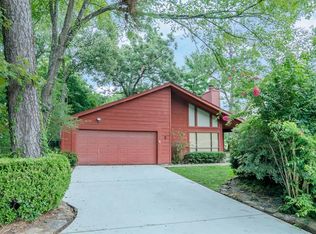 2 N Timber Top Dr, Spring, TX 77380