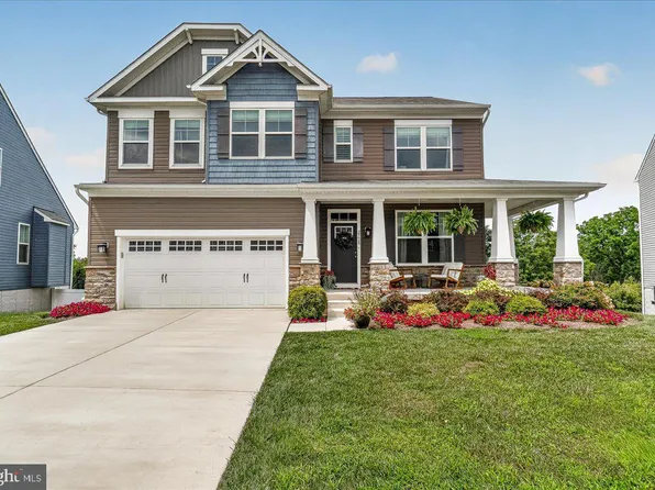 2728 Town View Cir, New Windsor, MD 21776