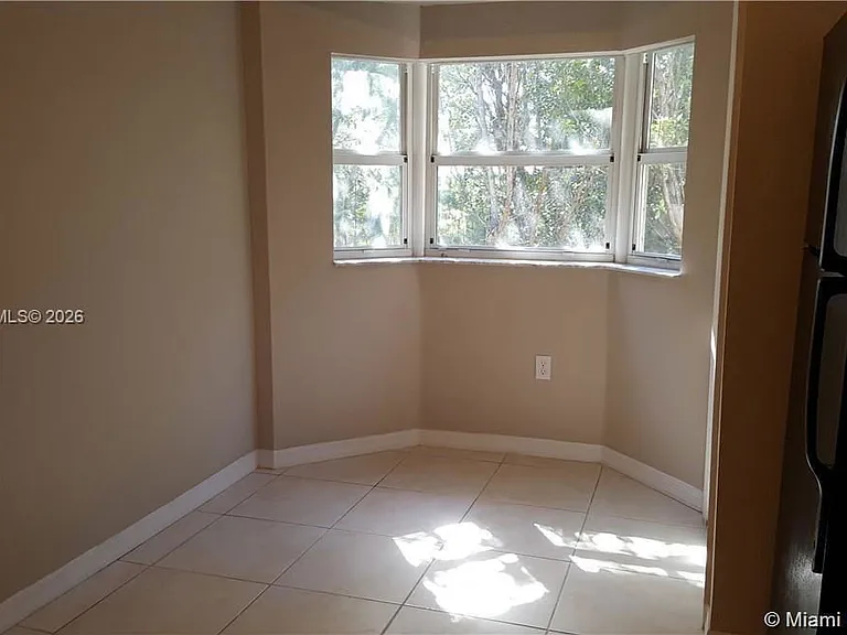 1260 SE 31st Ct — Photo 23