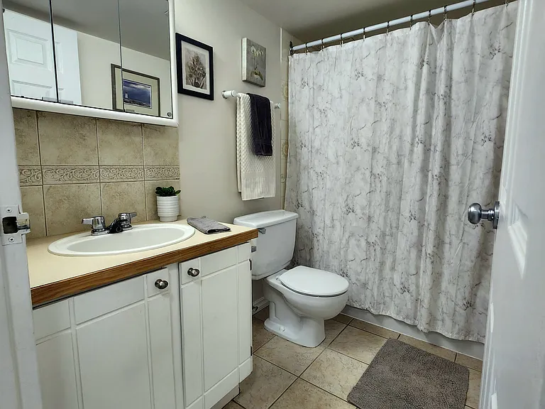 4902 37th St #401 — Photo 30