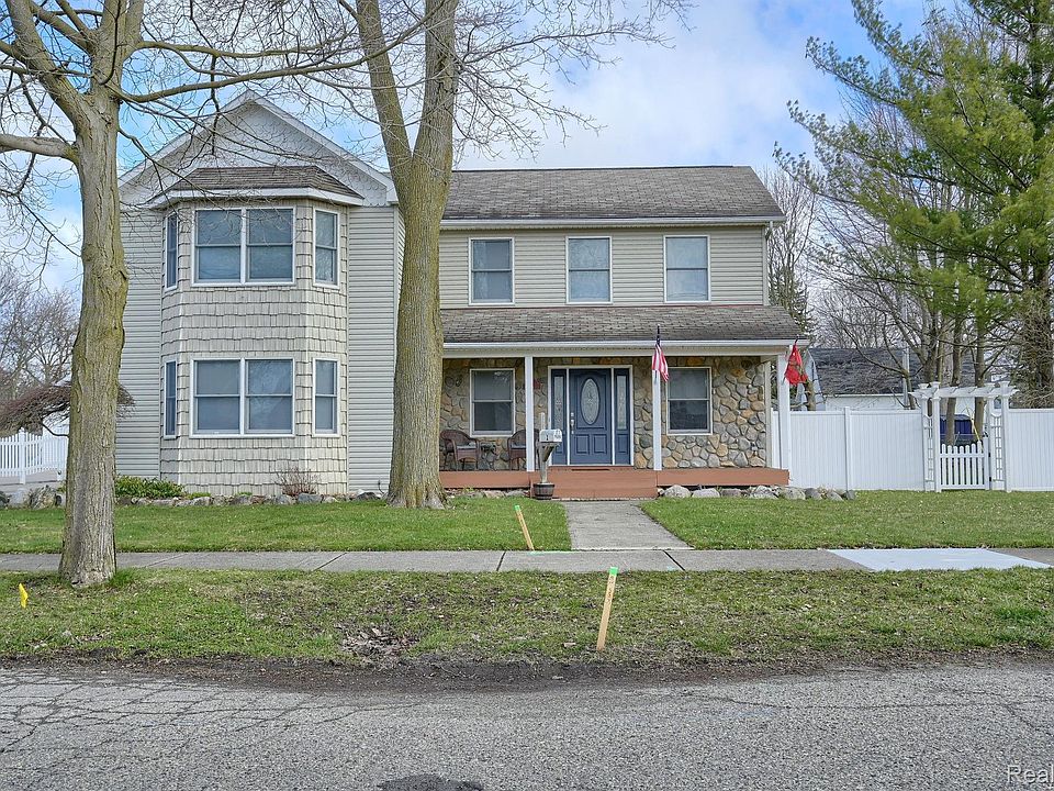 1st image of 27 Park St