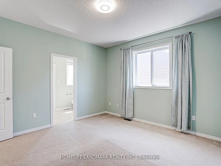 629 College Ave — Photo 21
