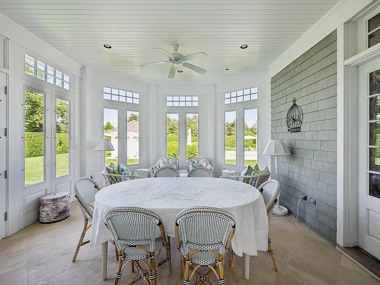 20 Quogo Neck Ln — Photo 17