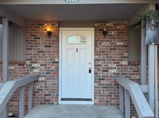 3325 Rockefeller Ave, Everett, WA 98201