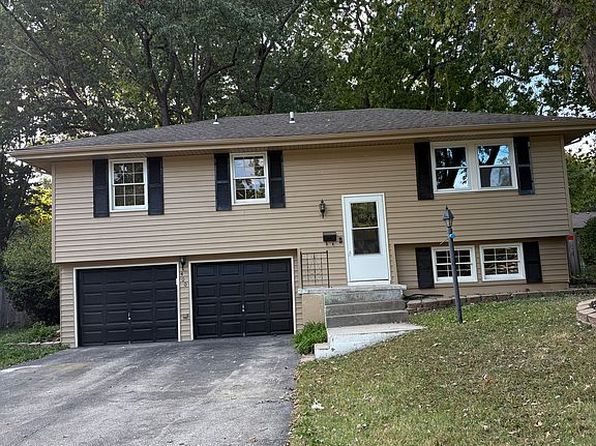 400 NE Sharon Dr