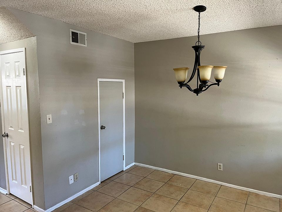 1st image of 14299 La Paz Dr #12