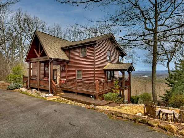 838 Sweetbay Dr, Blairsville, GA 30512