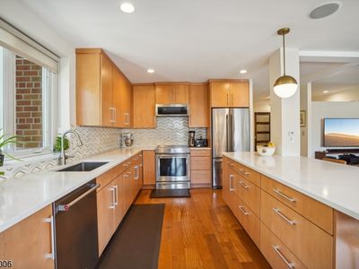 11 Euclid Ave  3B #B, Summit, NJ, 07901