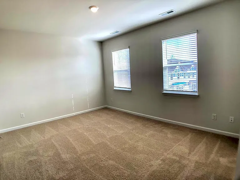 720 Dorset Stream Dr — Photo 14