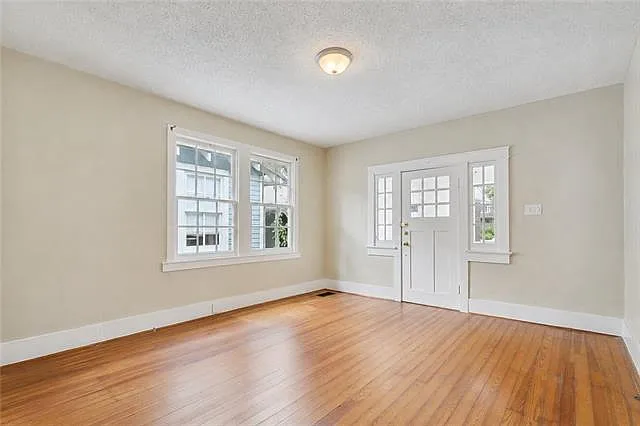 7408 Panola St — Photo 2