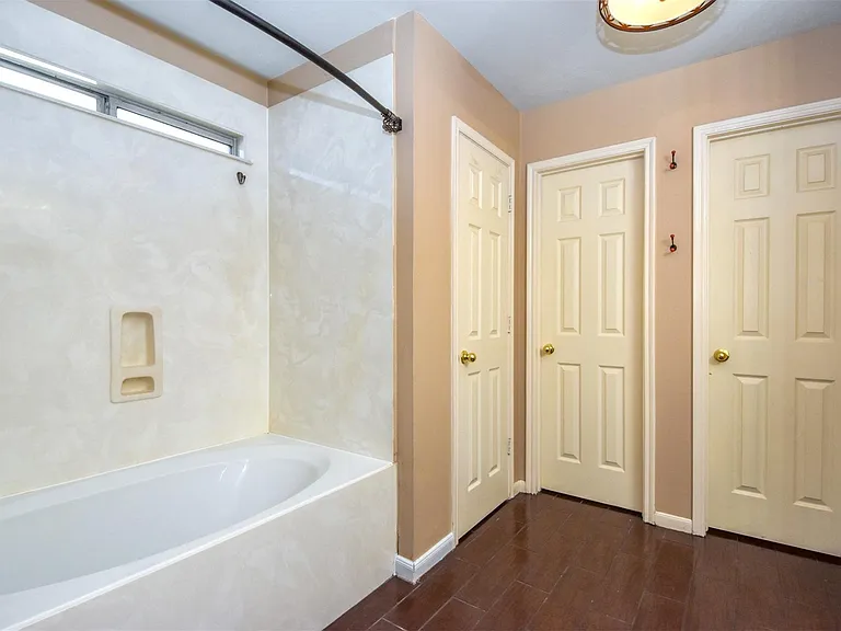 7215 Kransburg Ranch Dr — Photo 16