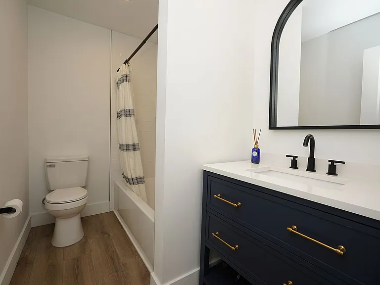 2419 Rocky Shores Dr — Photo 38