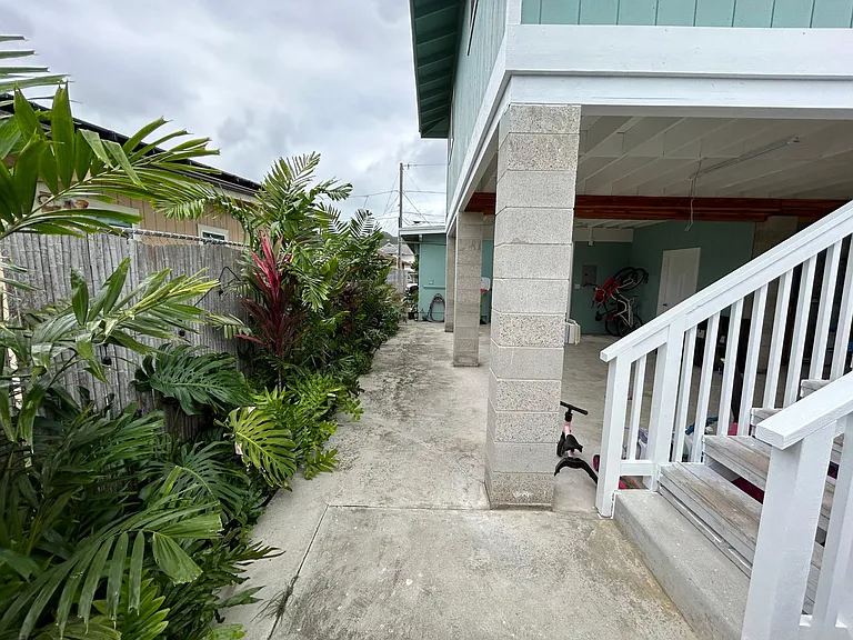 Kalolina St — Photo 11