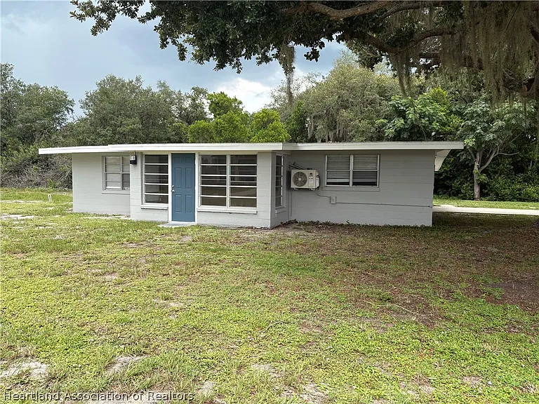 2537 N Priester Rd — Photo 1