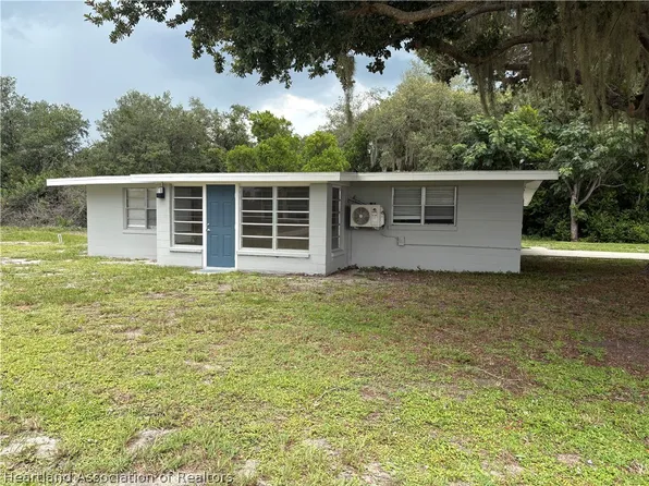 2537 N Priester Rd, Avon Park, FL 33825