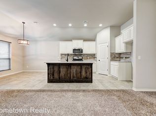 9421 NW 87th St, Yukon, OK 73099