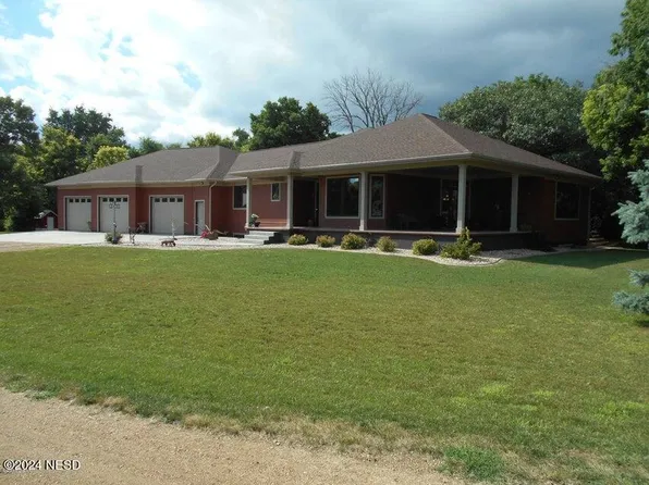 45375 158th St, Watertown, SD 57201