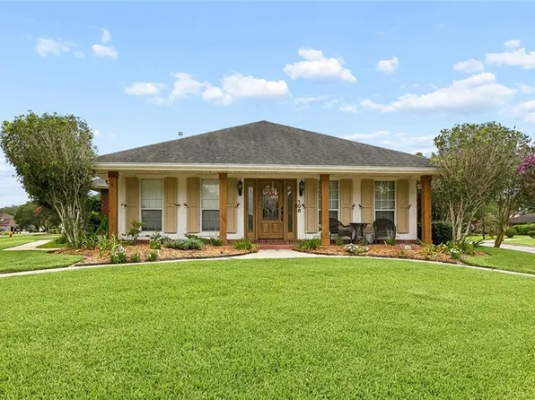 108 Dickson Dr, Belle Chasse, LA 70037