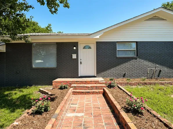 420 E 12th St, Chandler, OK 74834
