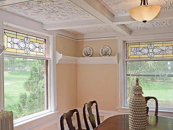Dining Room Detail